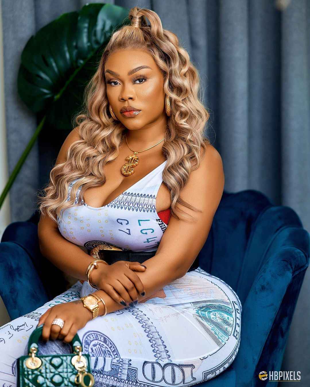 Did Daniella Okeke Undergo Cosmetic Surgery To Get Fake Ass and Hips?  (Photos) - Gistmania