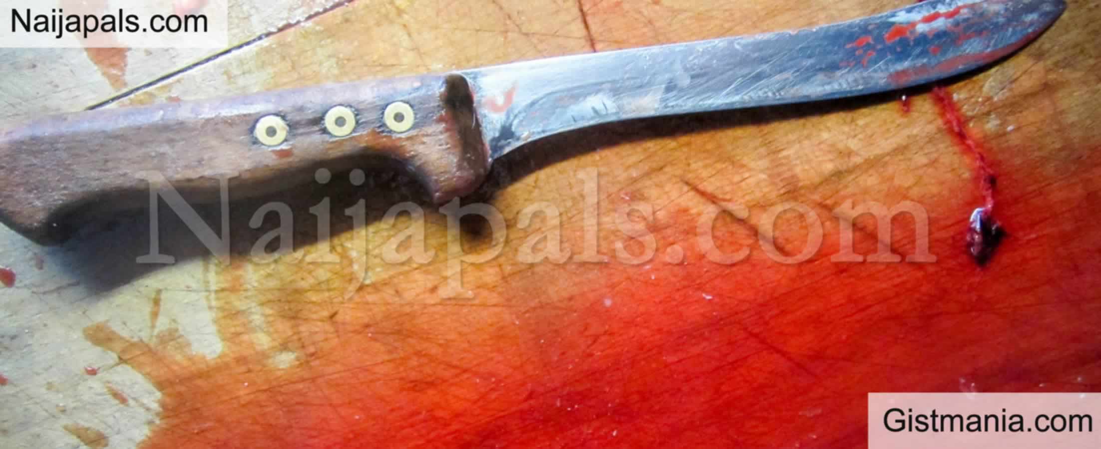 <img alt='.' class='lazyload' data-src='https://img.gistmania.com/emot/shocked.gif' /> What!? <b>Man Cuts Of Genitals While Sleeping, Says He Thought He Was Cutting Meat </b>(VIDEO)
