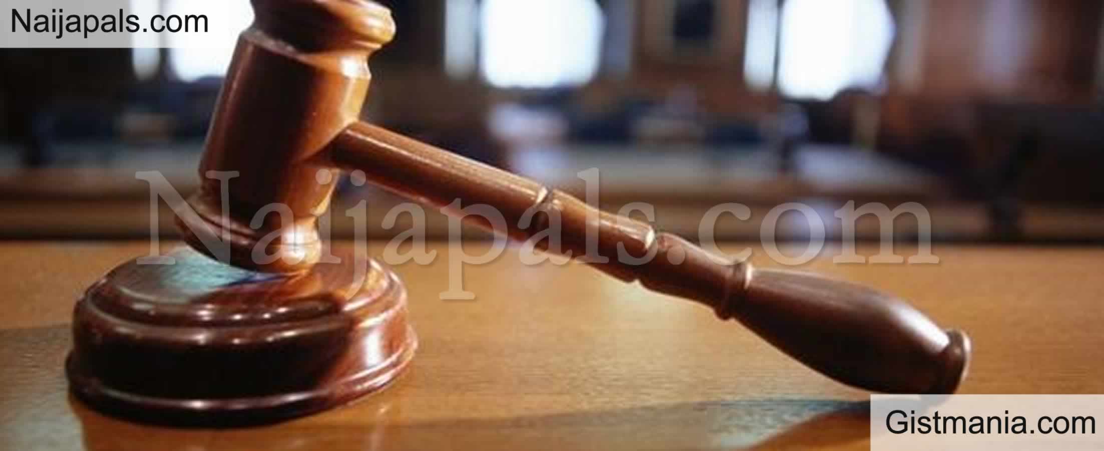 <img alt='.' class='lazyload' data-src='https://img.gistmania.com/emot/comment.gif' /> <b>Osun Court Orders Teenager To Sweep, Clean Court Premises For 5 Days For Smoking Indian Hemp</b>