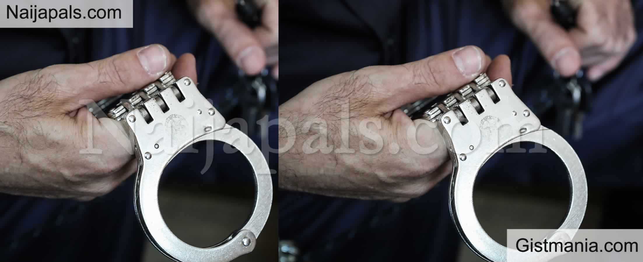 <img alt='.' class='lazyload' data-src='https://img.gistmania.com/emot/news.gif' /> <b>50-year-old Man, Dauda Ibrahim Arrested For Killing His 15-yr-old Daughter For Rituals In Kogi</b>