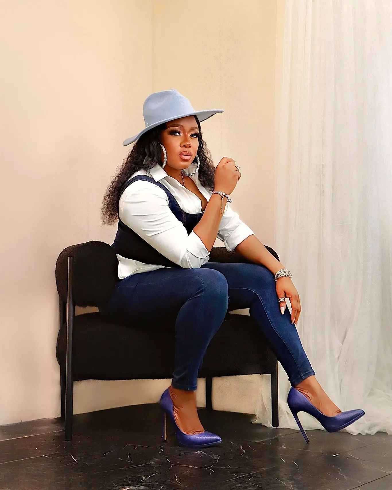 46 And Pretty; Actress Liz Da-Silva Celebrates Birthday With Lovely ...