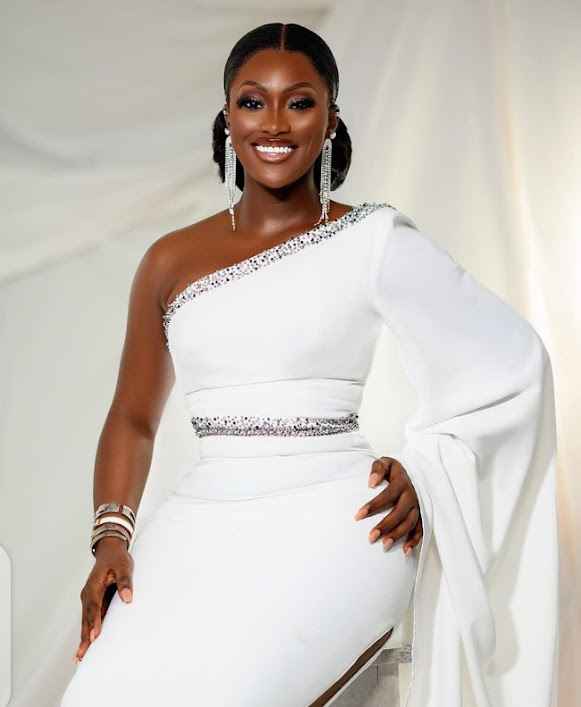 Nollywood Actress Linda Osifo Shares Stunning All White Photos To ...