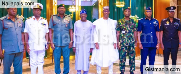 President Tinubu In Crucial Meeting With Service Chiefs In Aso Rock ...