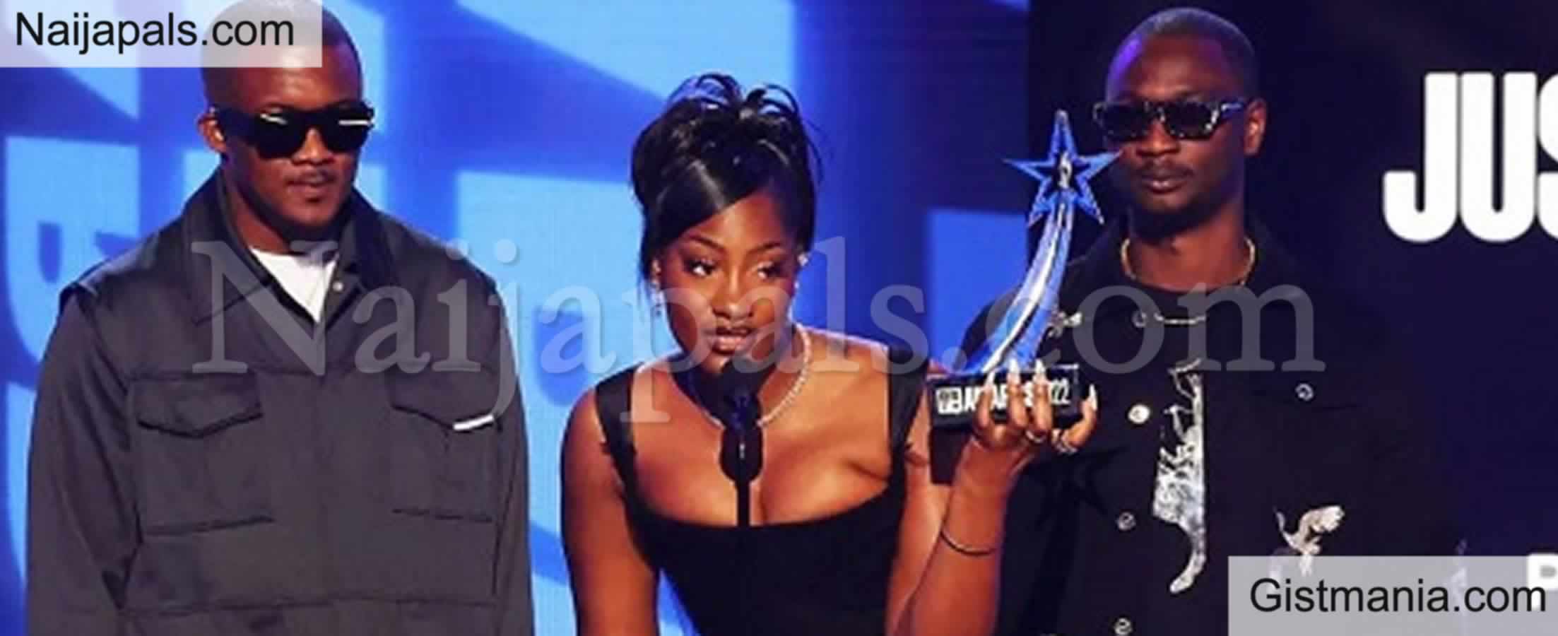 <img alt='.' class='lazyload' data-src='https://img.gistmania.com/emot/thumbs_up.gif' /> <b>Tems Sends Emotional Message to Tiwa Savage, Simi, And Other Female Artistes After Winning BET</b>